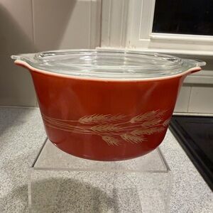 Vtg Pyrex Autumn Harvest Casserole Dish with Clear Lid #473-B